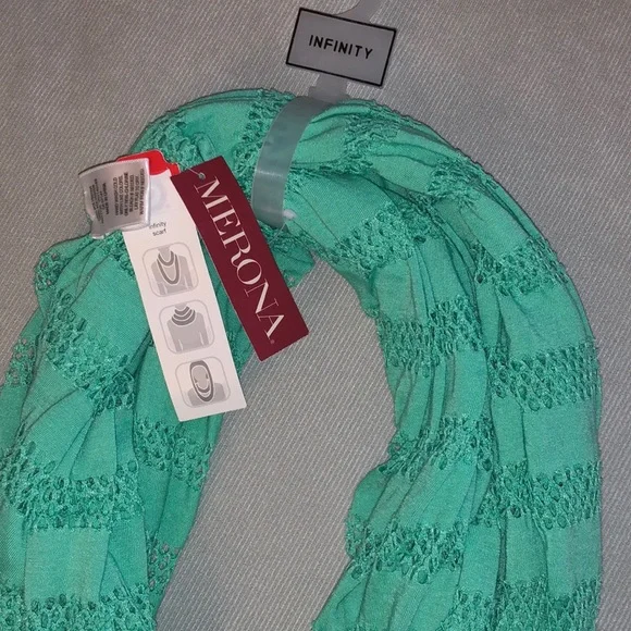 NWT! Infinity Lightweight Wrap Textured MERONA Spring Easter Green Scarf - Picture 4 of 6